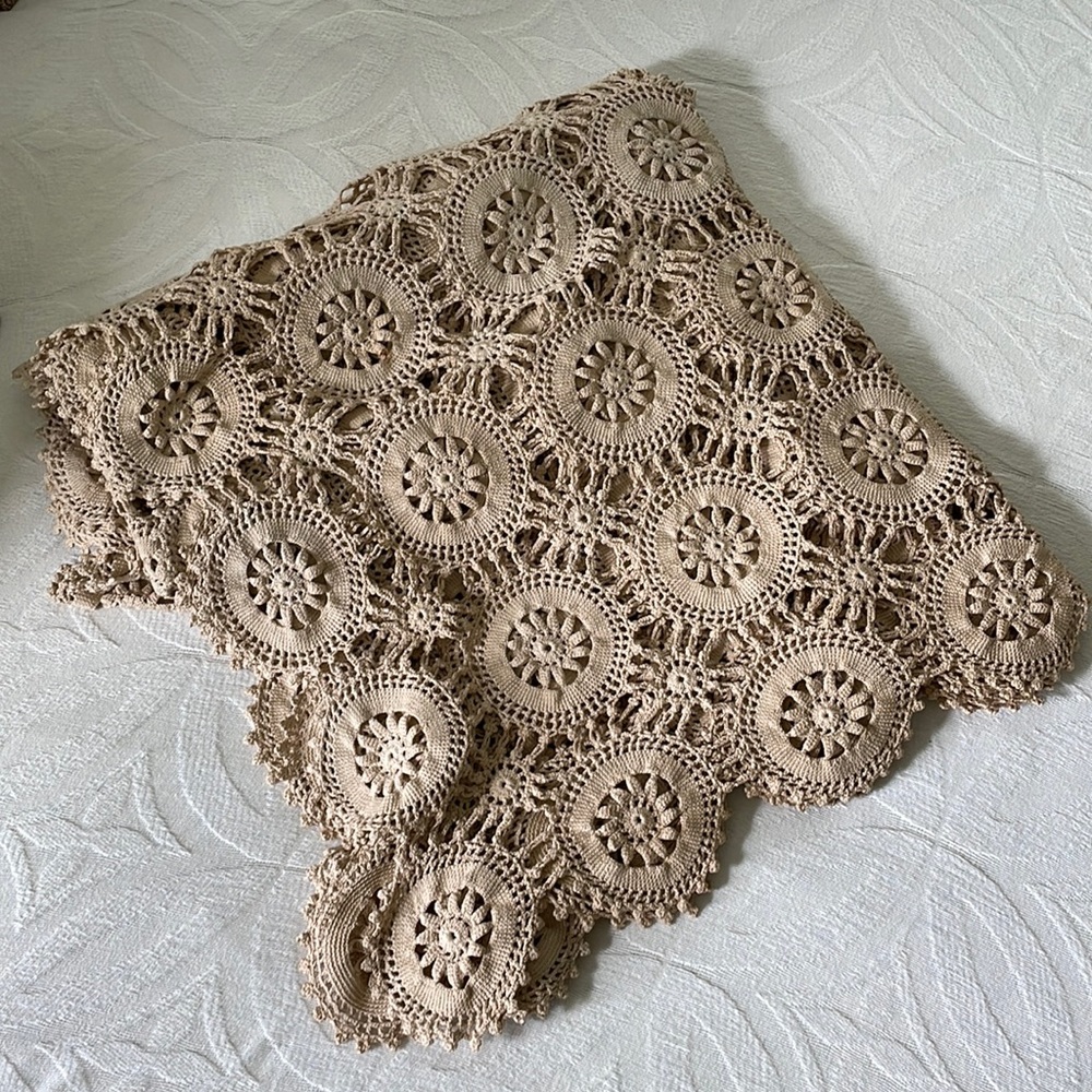 Elegant Crochet Tan Throw Blanket